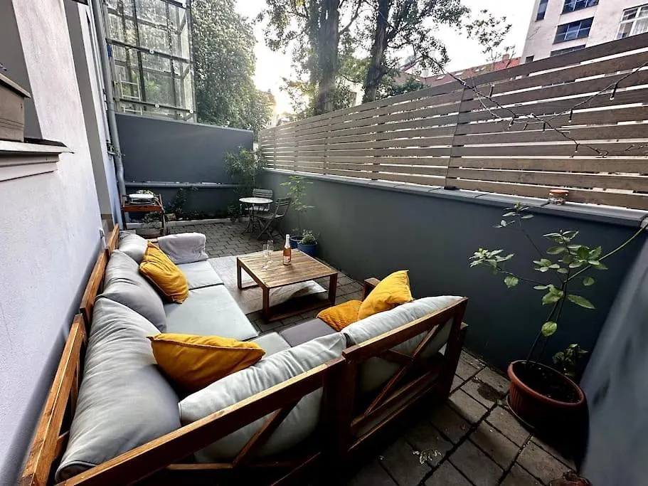 شقة Authentic Studio With Garden براغ